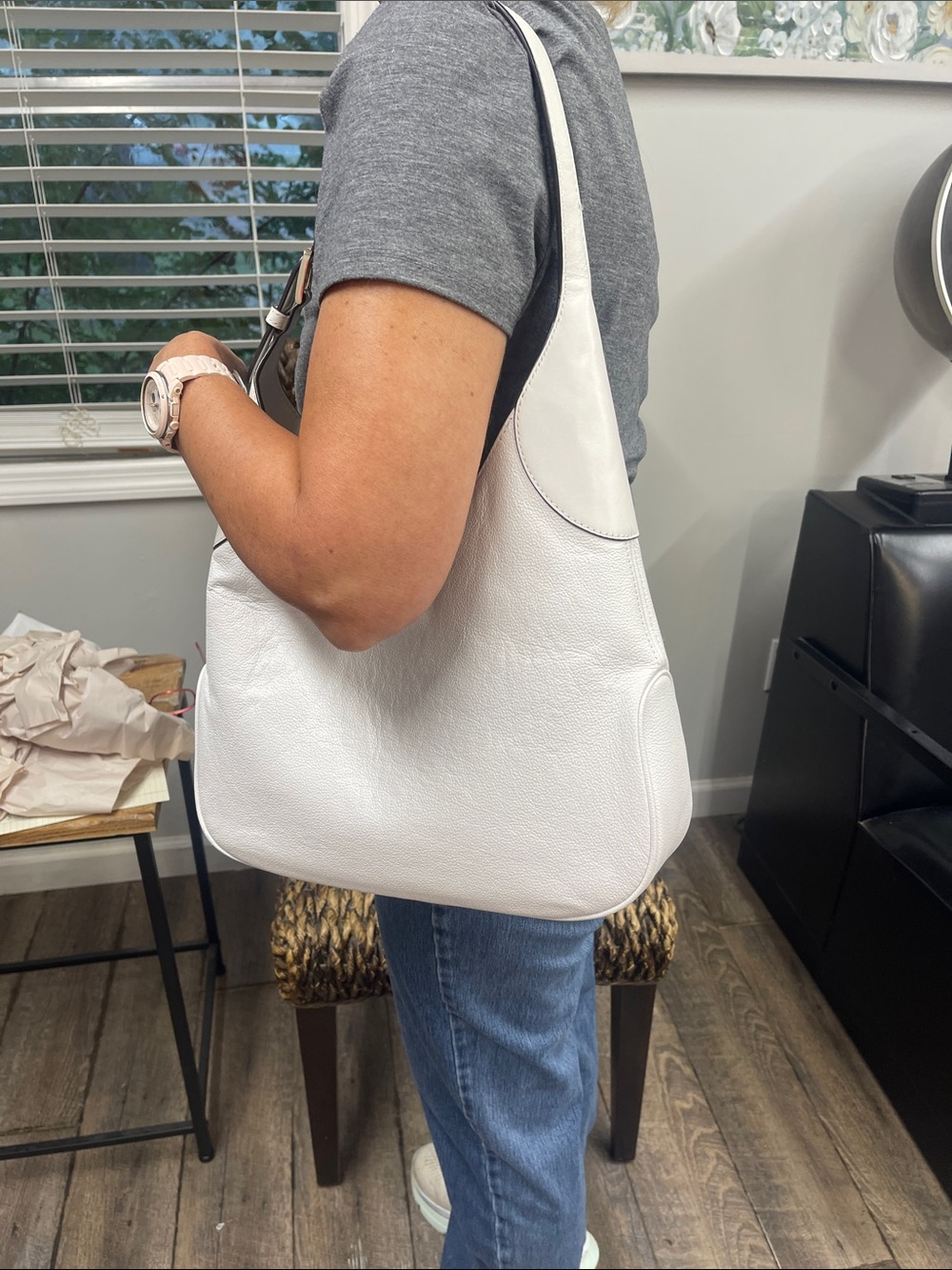 kate spade shoulder bag White Pebbled Leather Hobo Shoulder Bag with Tag